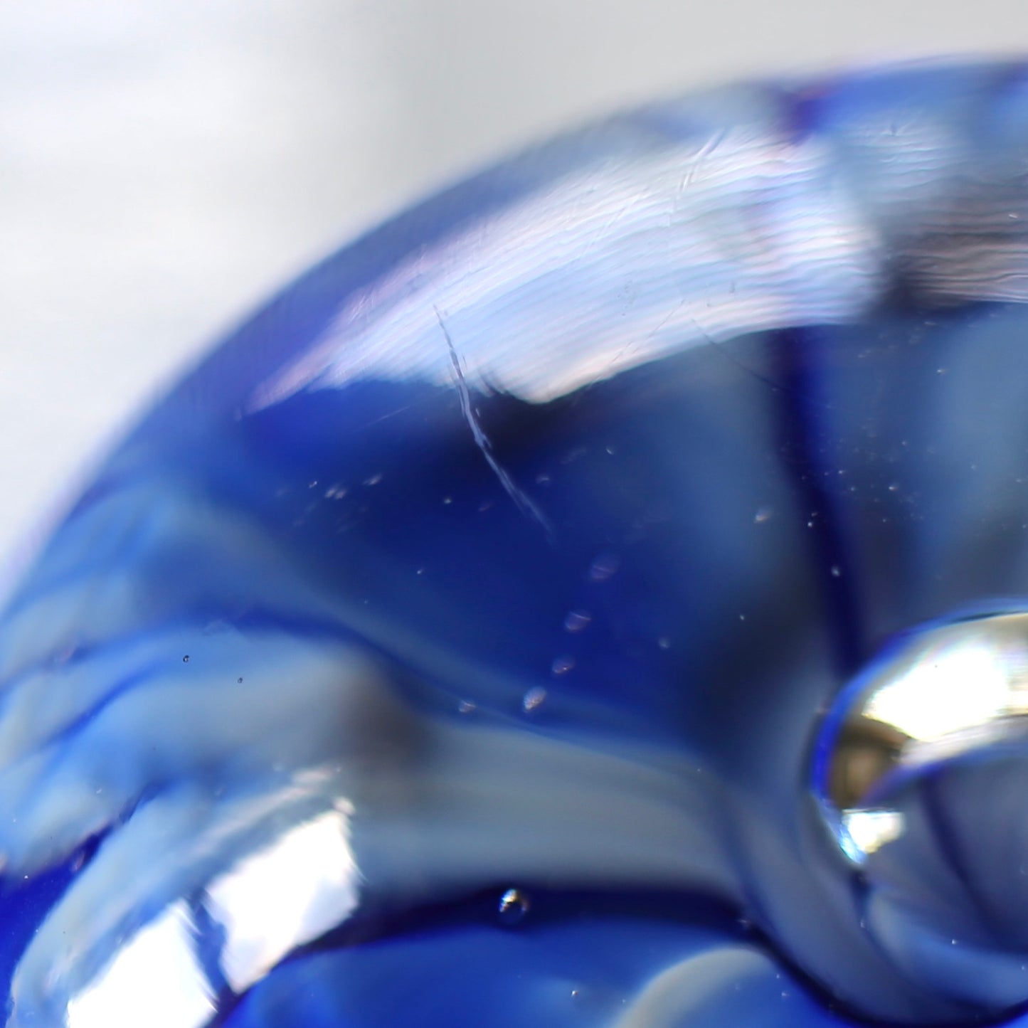 Flower paperweight / Venini