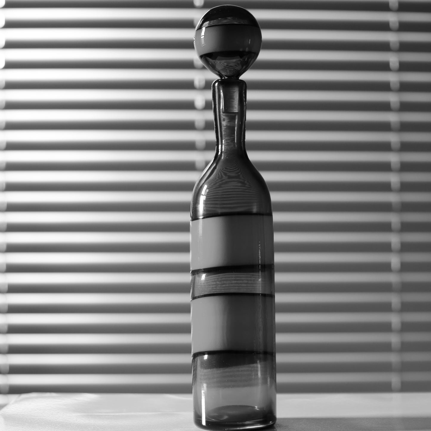 Fasce Orizzontali bottle / Venini