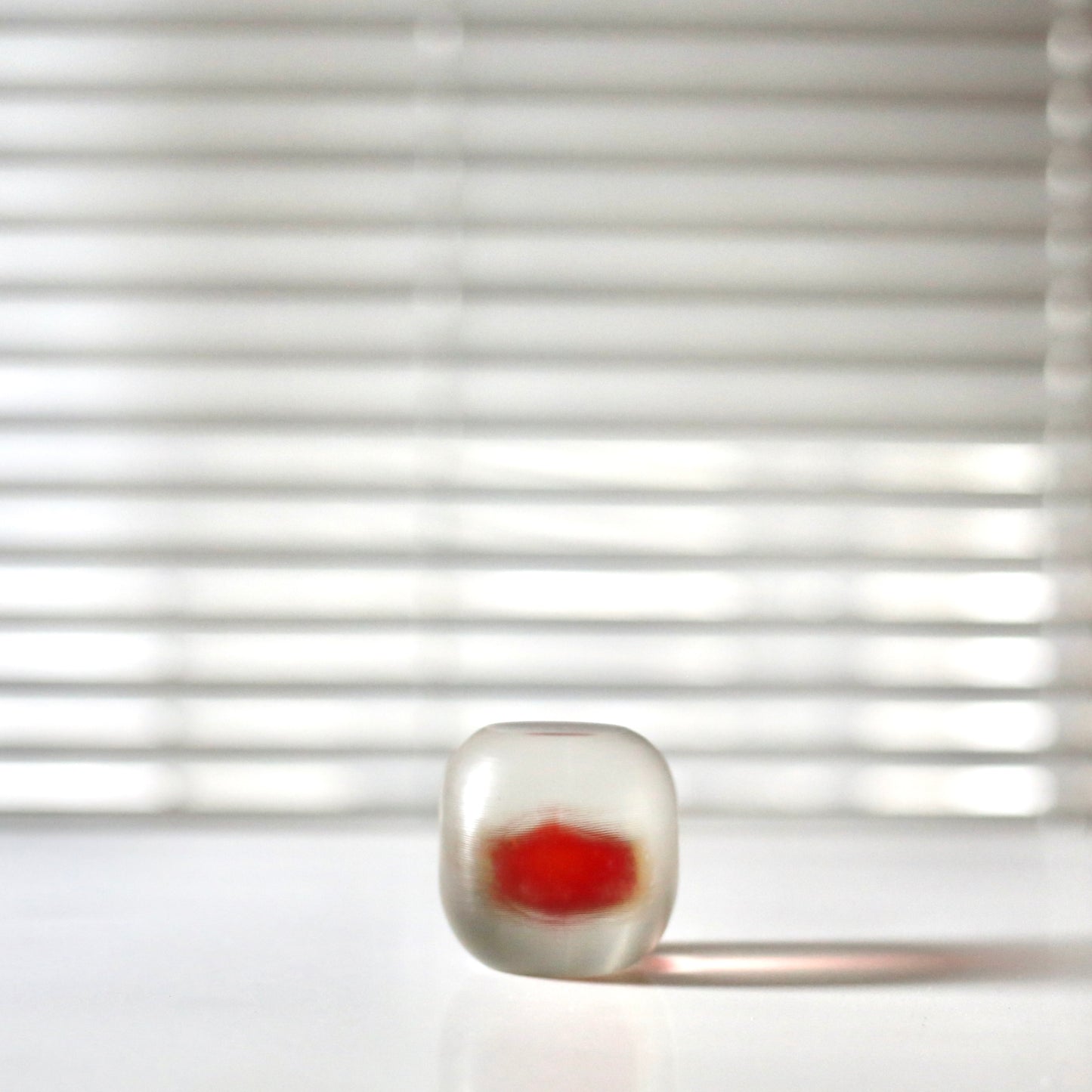 inciso cube paperweight / VENINI