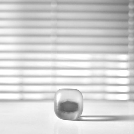inciso cube paperweight / VENINI